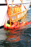 Leckabwehr auf unserer Meri Crash - Der Wassereinbruch ist echt!